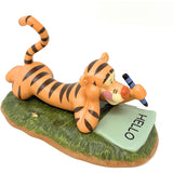 Walt Disney Art Classics - Tigger Hello Figurine A3823